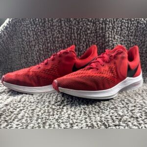 Nike Men's ZOOM Red and Black Running Sneakers size 11